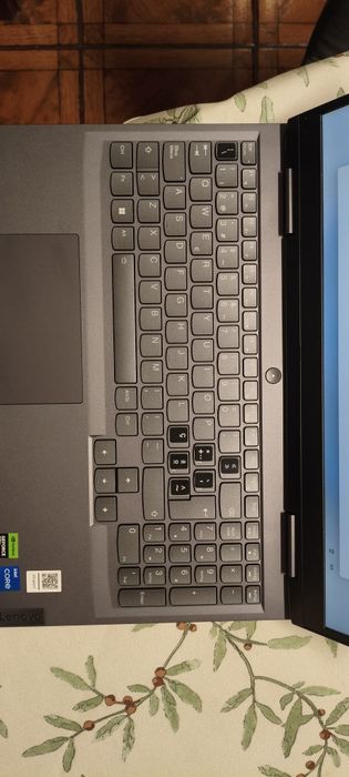 Portátil Lenovo Legion LOQ 15IRH8