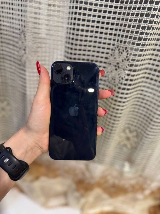 iPhone 13  ( стан ідеальний )