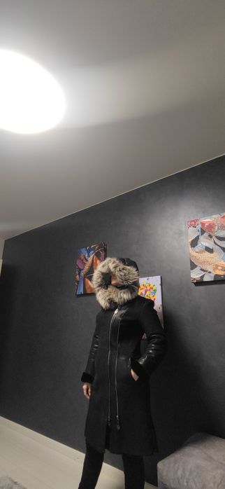 Дубленка натуральна нова, дуже тепла