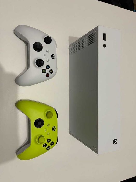 XBOX Series S + drugi pad Stan Super