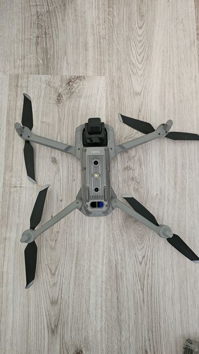 DJI Mavic Air 2 Fly More Combo + 5 baterii