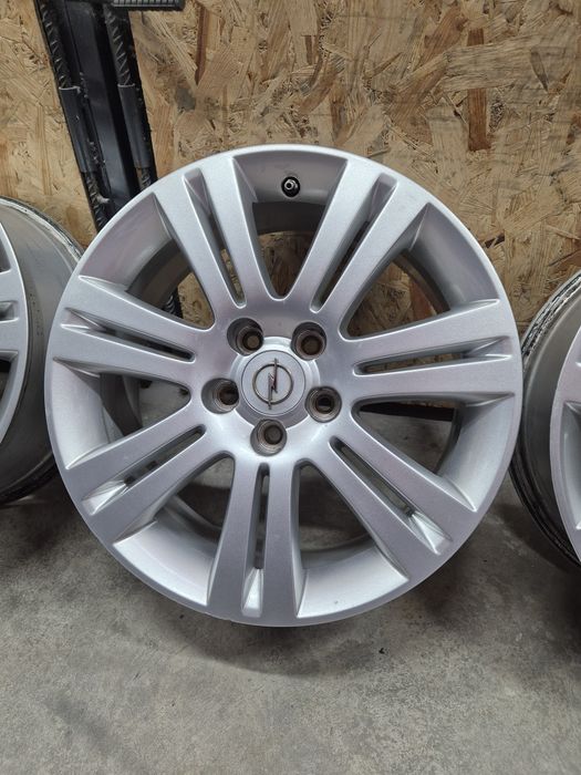 Диски 5*110, R17, Opel