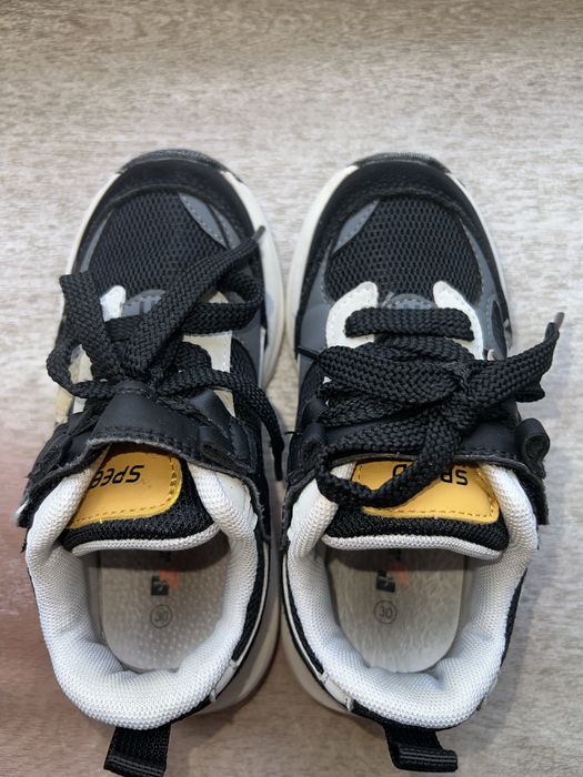 Кросівки 30 розмір