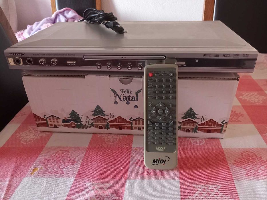 Leitor de DVD com Comando