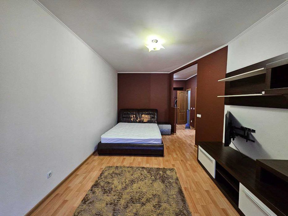 Оренда 1 кім квартири на Гнатюка, поруч парк та озеро