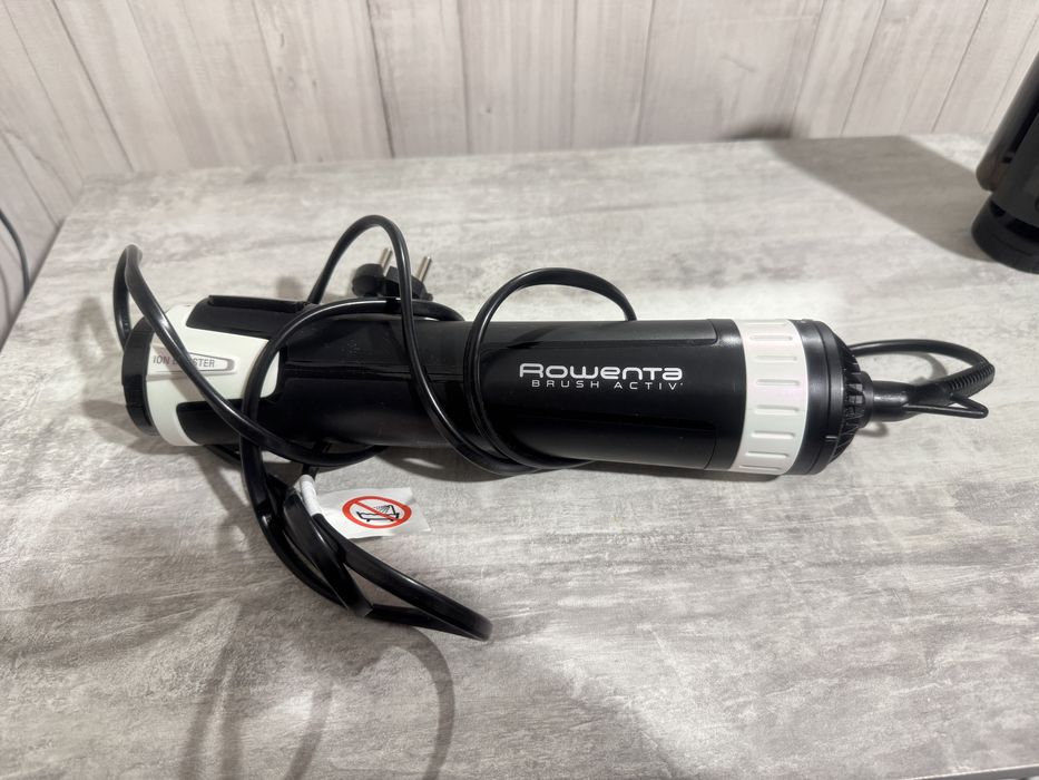 ФЕН-ЩІТКА Rowenta activ dry& style CF9550F0