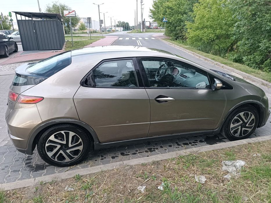 Honda Civic Honda Civic VIII Hatchback UFO 1.8 (2008)