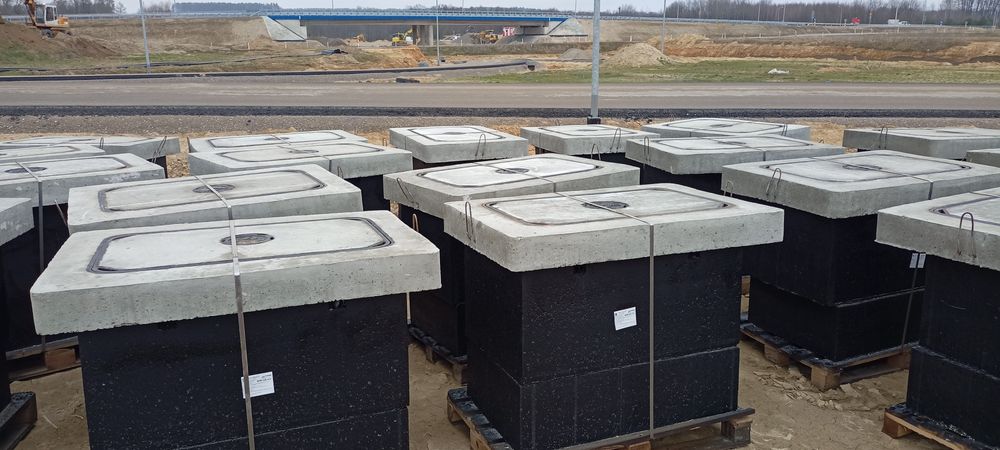 Studnie kablowe telekomunikacyjne skr 1 sk 1 ramy pokrywy włazy