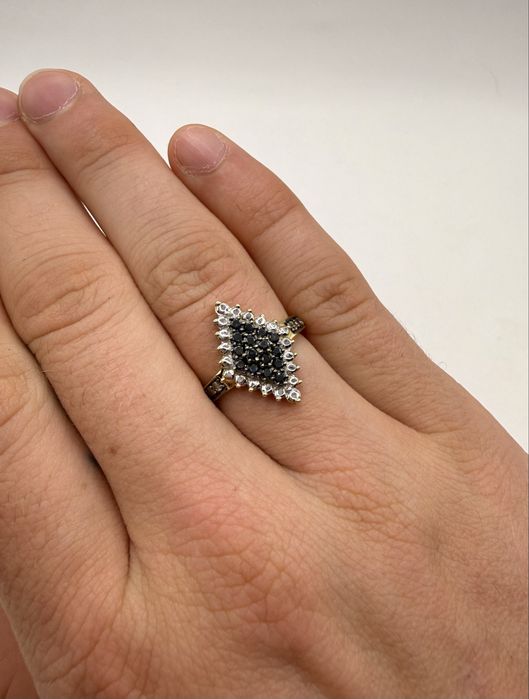 Złoty pierścionek z diamentami 0,33ct