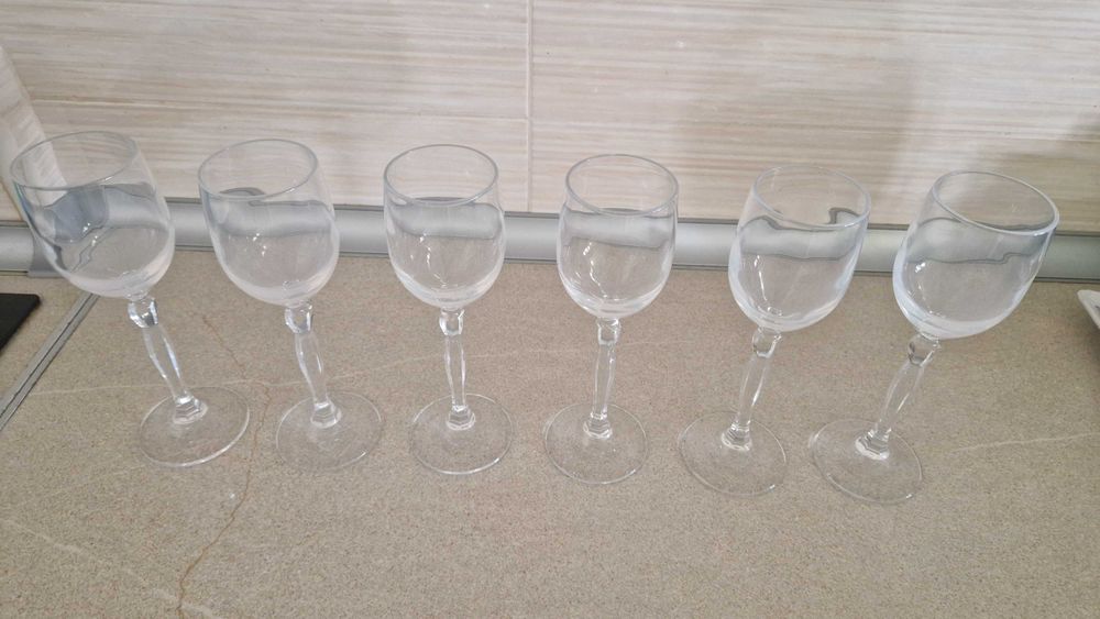 Conjunto 6 copos de aperitivos / licor em vidro pé alto
