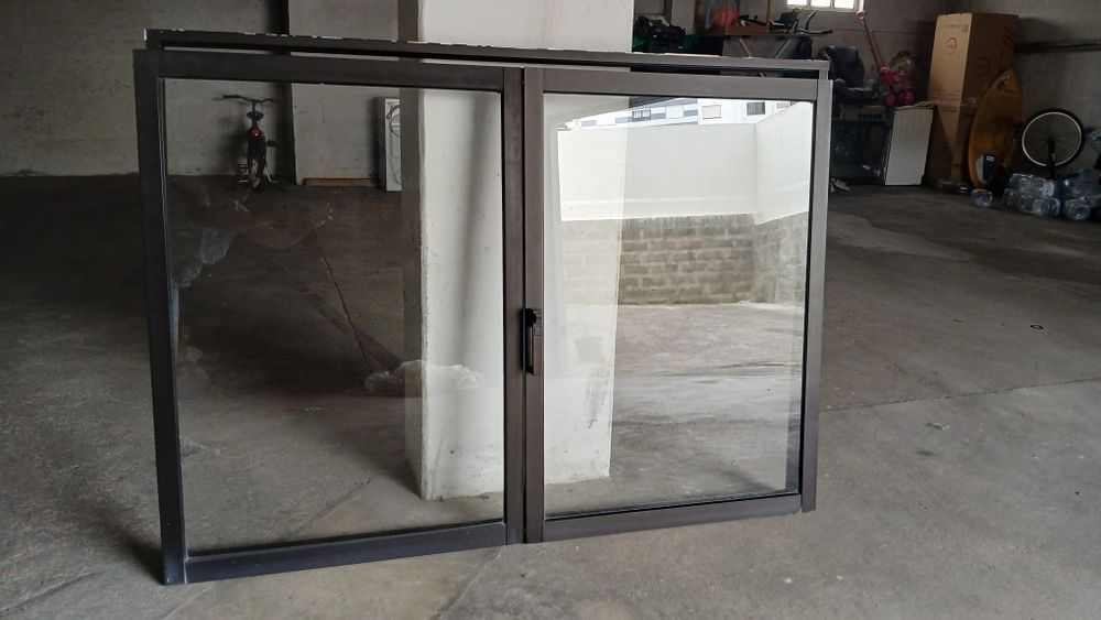 Janela alumínio bronze 1500x1100