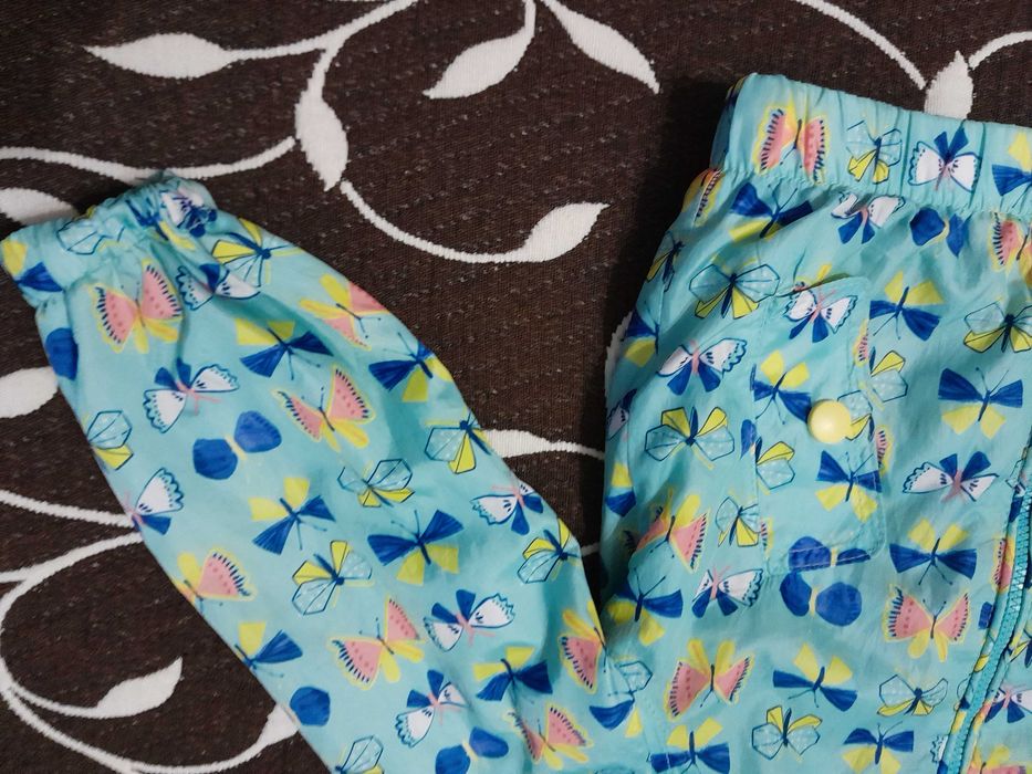 Ветровка на подкладке на девочку 2-3 лет, фирмы M&S