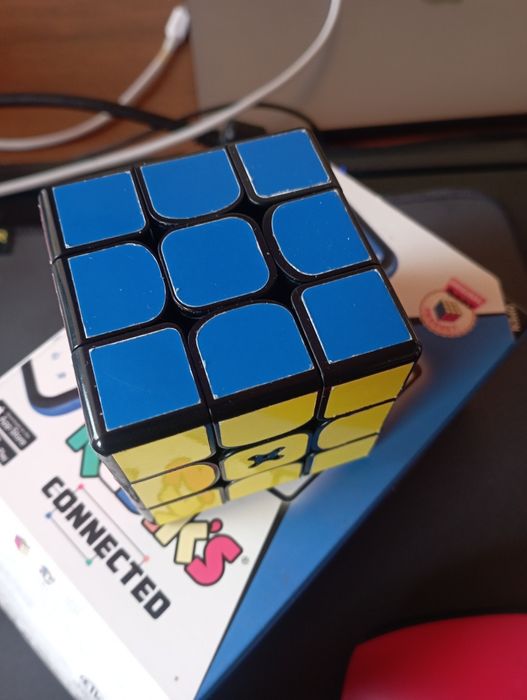 Кубик Рубика интерактивный Rubiks Connected