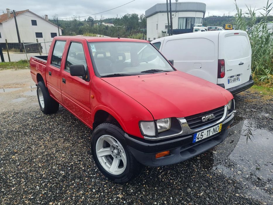 Opel Campo