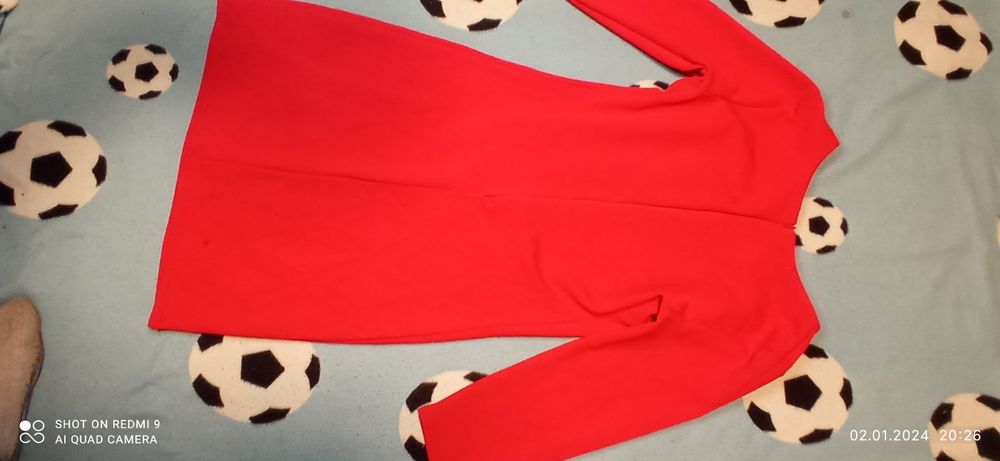 Продам червоне плаття