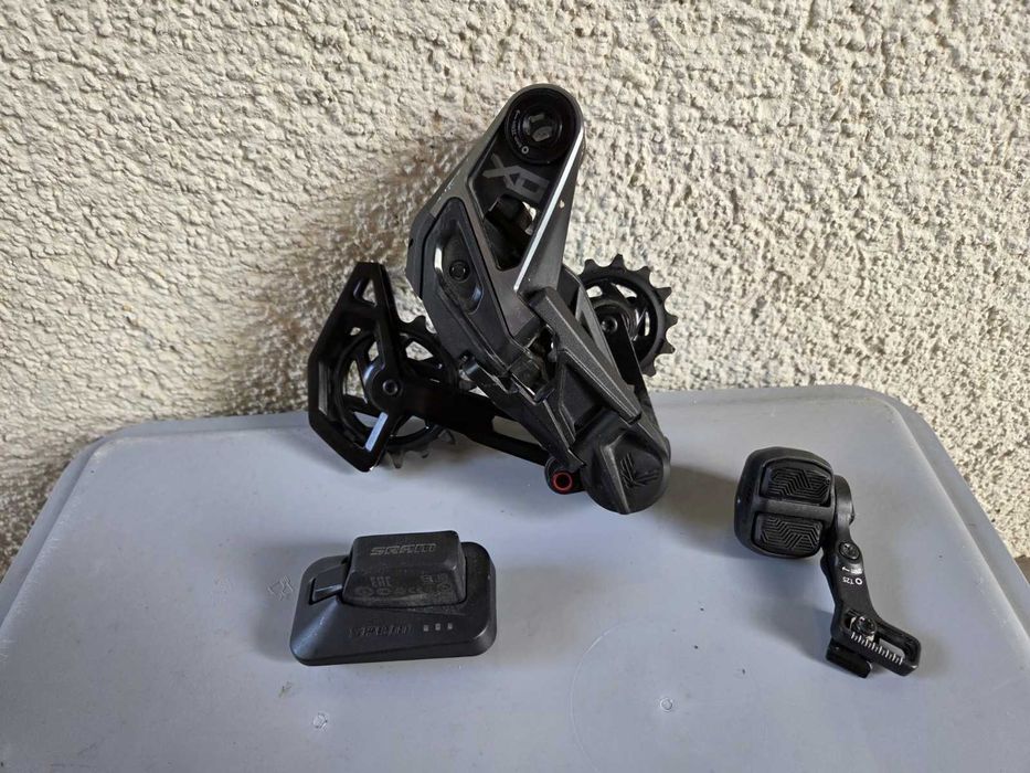 SRAM X0 Transmission Upgrade Kit – AXS, przerzutka, trigger, akumulator, ładowarka