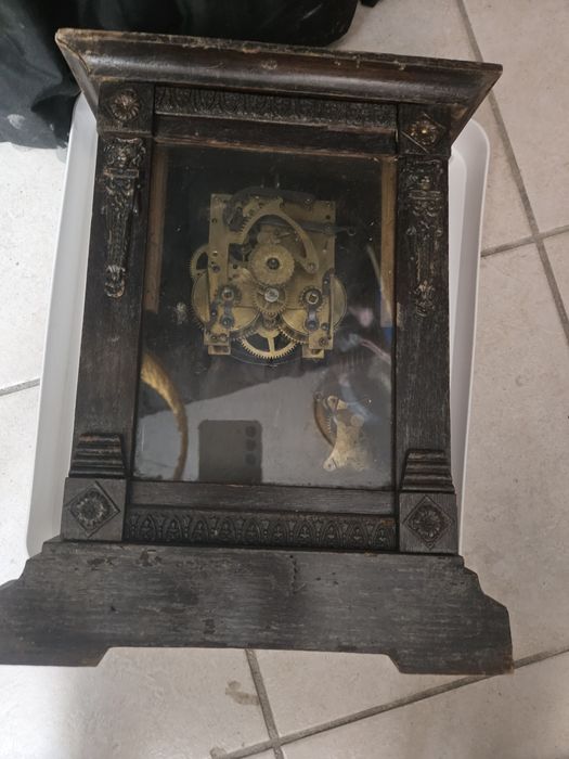 Conjunto de 3 relógios de parede muito antigos para restauro