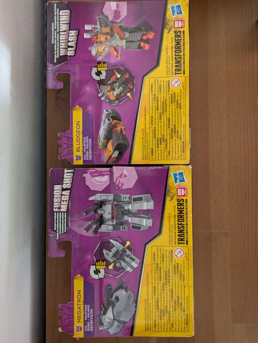 NOVOS e SELADOS - Transformers 2 em 1 Hasbro