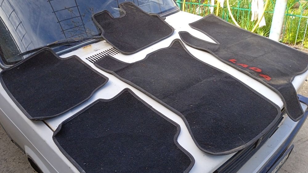 Продам коврики ваз