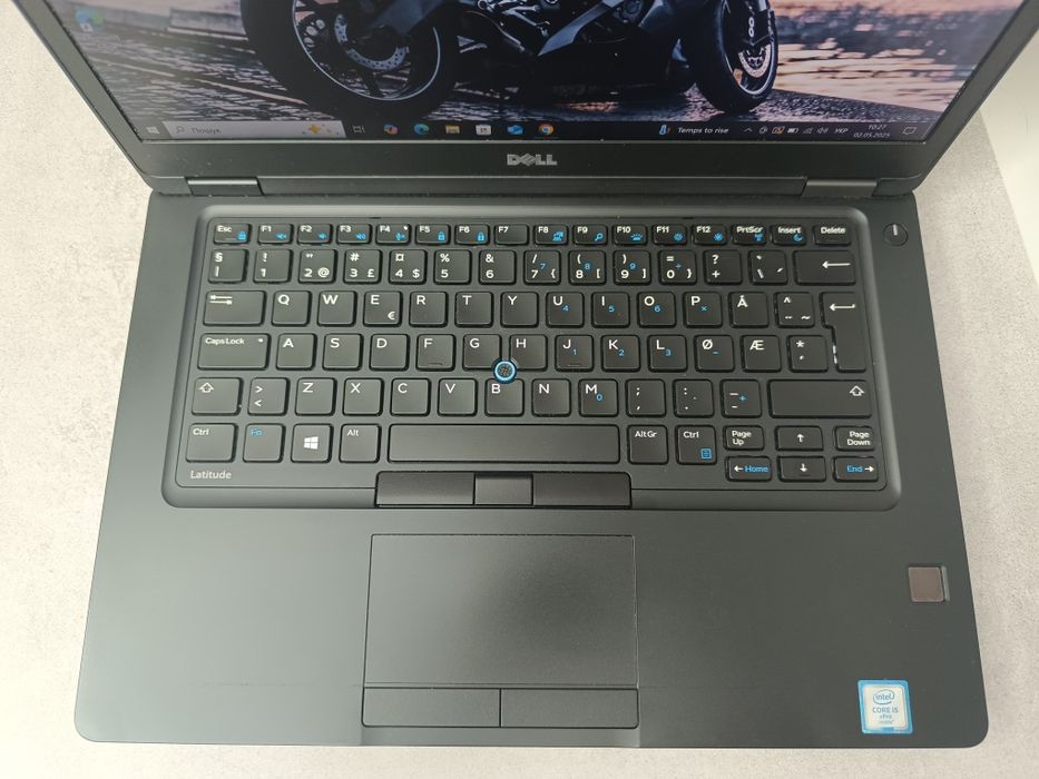 Ноутбук Dell Latitude 5480/i5-6300U/8 ГБ/NVMe 256GB/14" Full HD