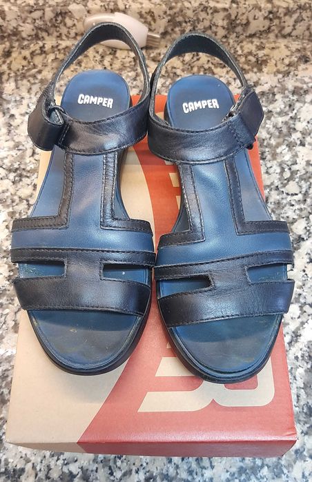 Sandálias 36, da CAMPER, azuis e pretas, em pele – bom estado
