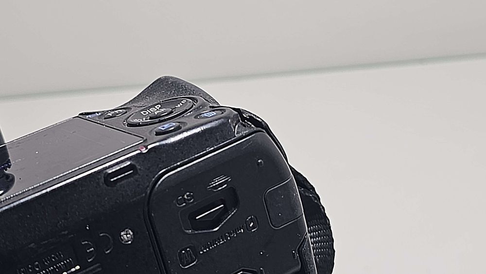 Фотоапарат Sony Alpha SLT-A35 + Tamron AF 18-200mm f/3.5-6.3