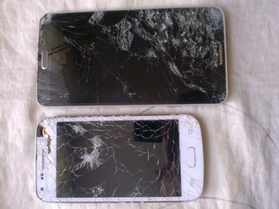 Nokia 302.Sony 1505. Samsungi