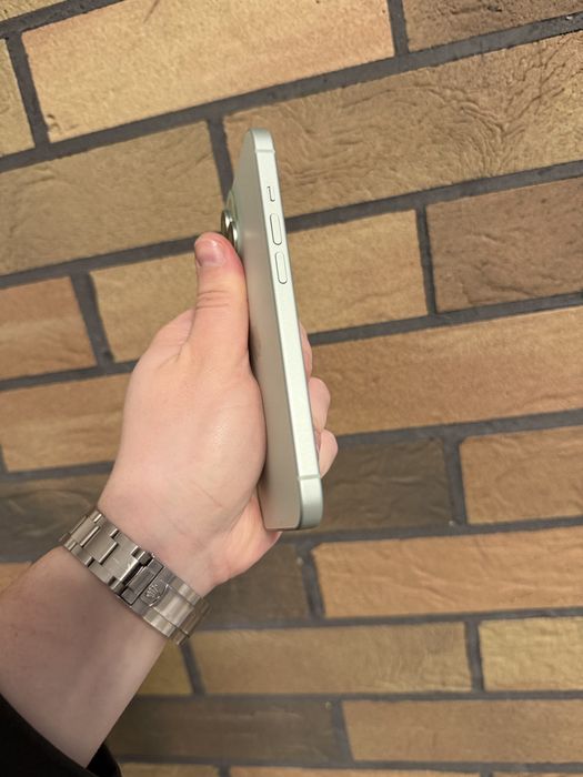 Apple iPhone 15 128Gb. ( Green )