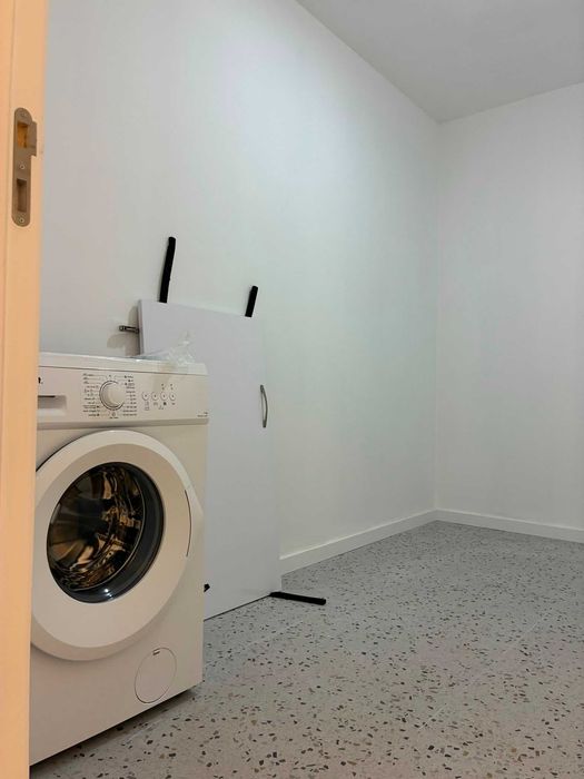 Arrendamento de apartamento T0 na Avenida Araújo Silva, 195, Penafiel