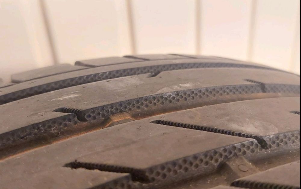 Шини Nokian літні 205/55 R16