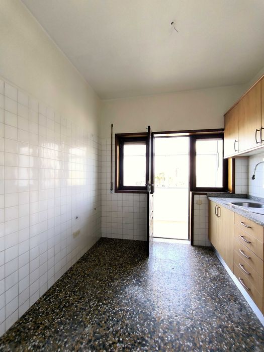 T2 + Garagem e varanda Gaia. Canidelo - Praia Salgueiros