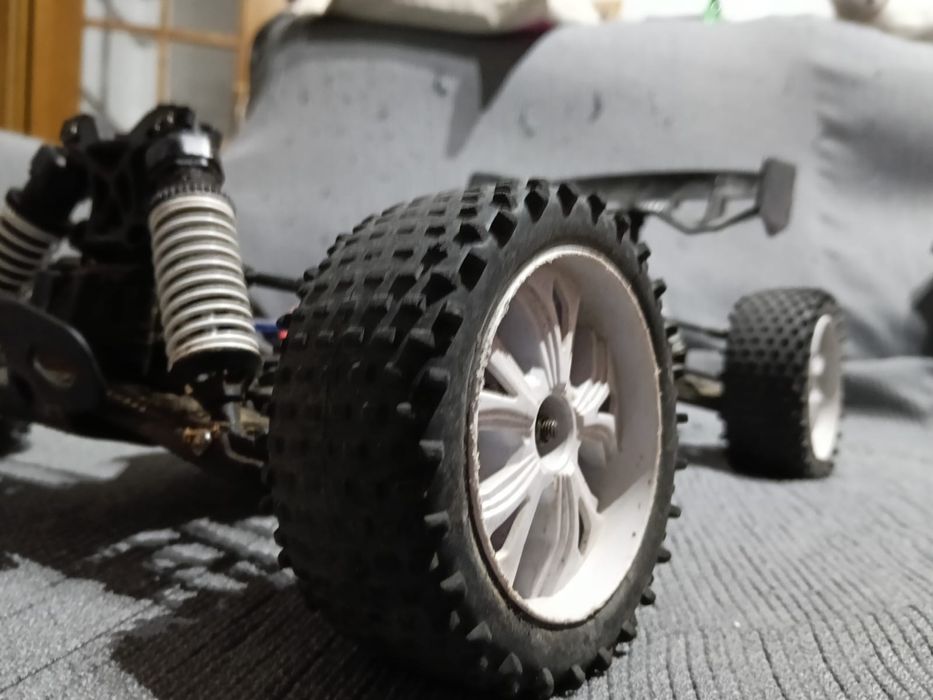 Carro Telecomandado Pirate T2M