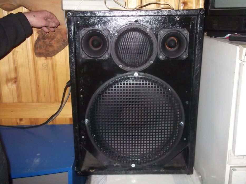 Колонки с Дінаміками (CELECTION k-200 -15" 200W) +50 w 6" середин