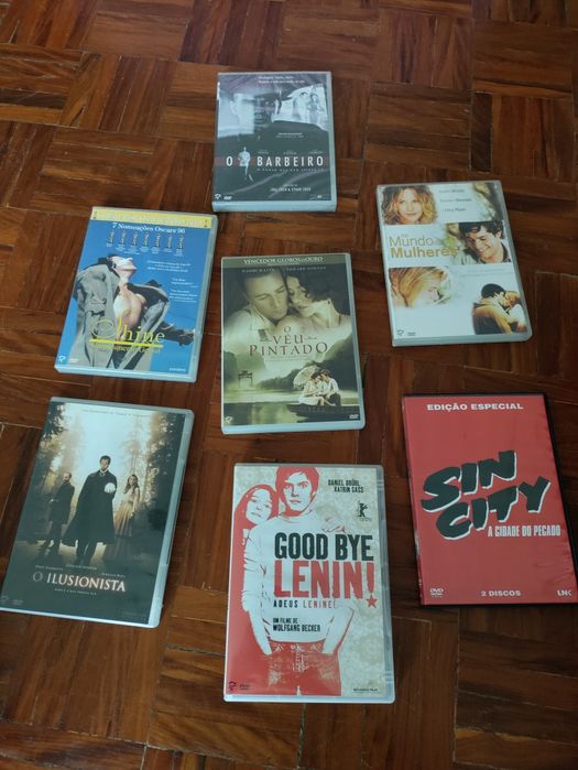 Sete DVDs usados