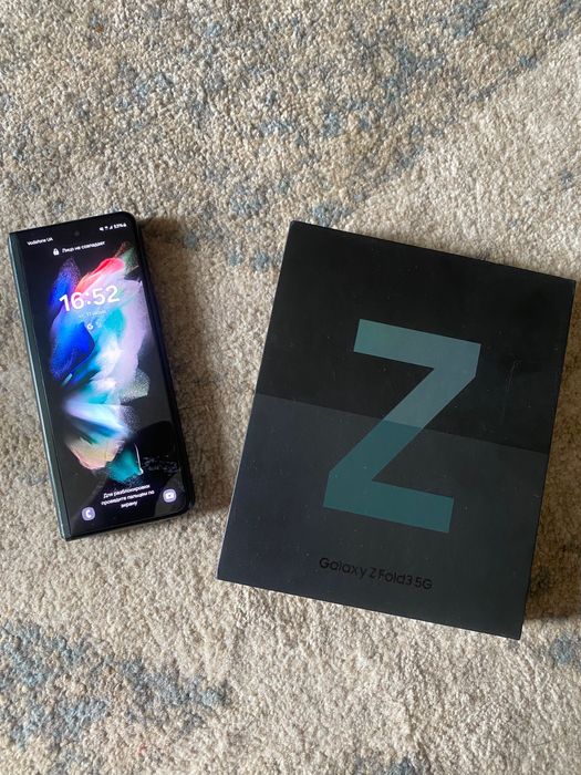 Продам Samsung Galaxy Z Fold 3