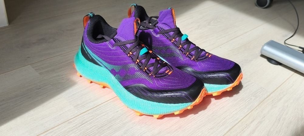 Sprzedam nowe buty do biegania Saucony  rozm 40,5