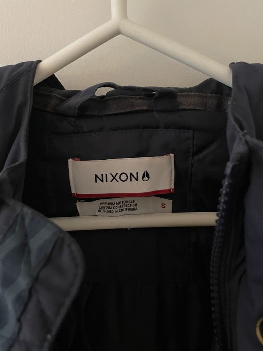 Casaco Nixon azul e preto como novo tamanho S