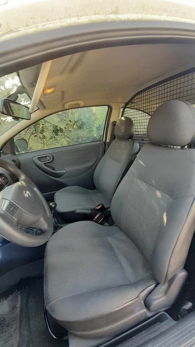 Carro Opel corsa