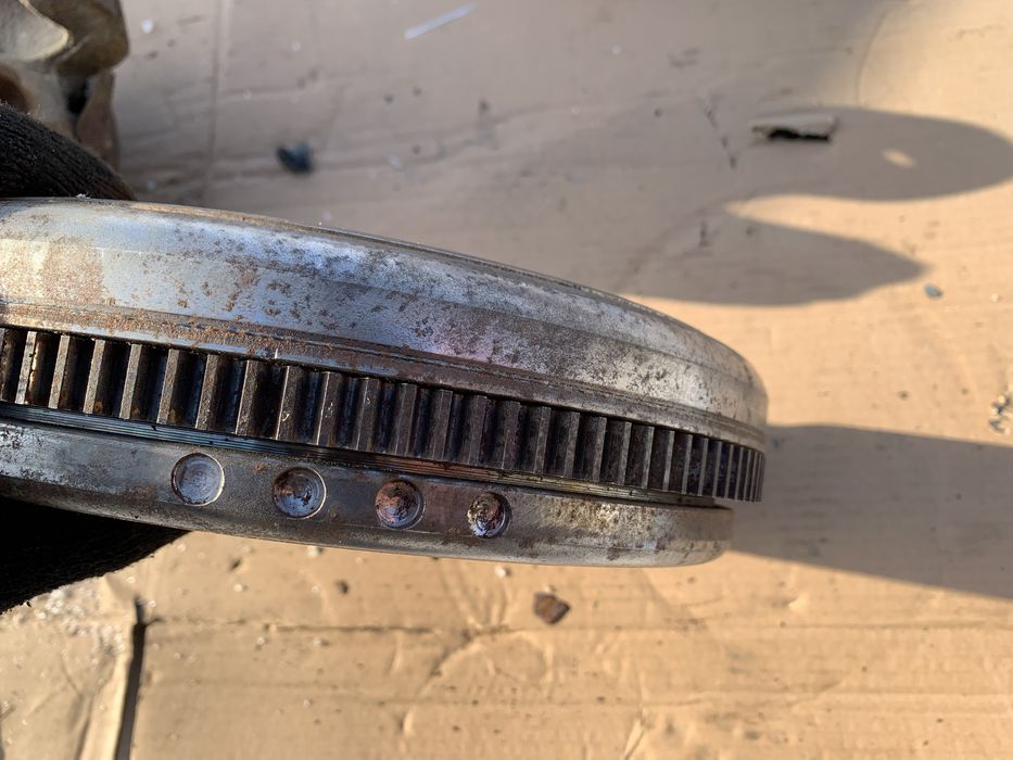 Демпфер Маховик на Passat B6 B7 415074409