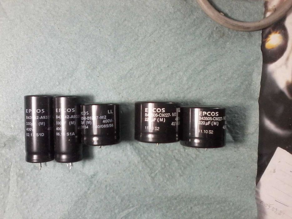 КОНДЕНСАТОРЫ ЭЛЕКТРОЛИТИЧЕСКИЕ 400-500 v  NOS и из  японского винтажа.