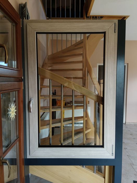 Plastikowe okno 3 szynowe