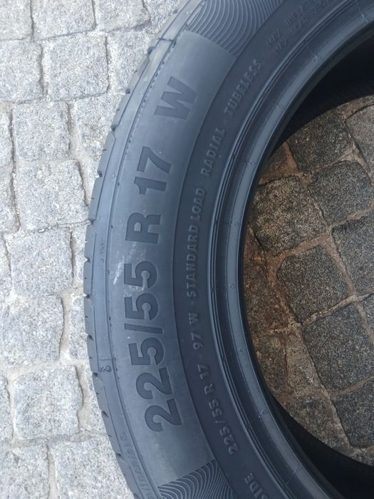 2 pneus 225 55 r17 Continental