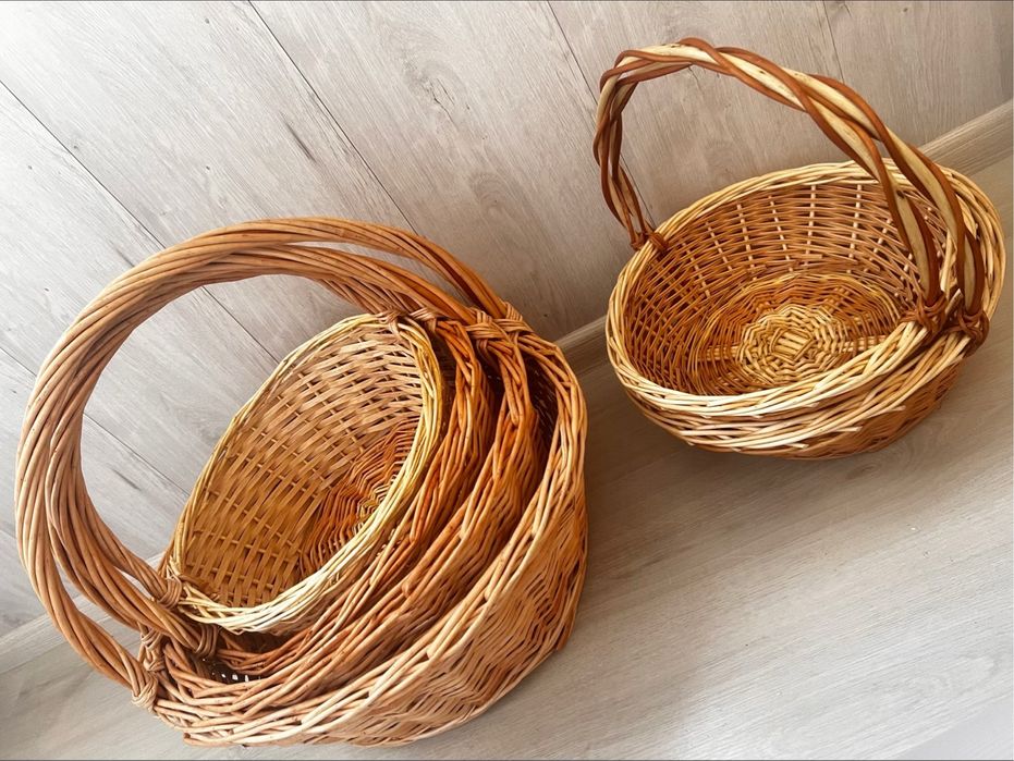 Коробка з гербом, коробка вологостійка ,корщина з лози ,акриловий бокс