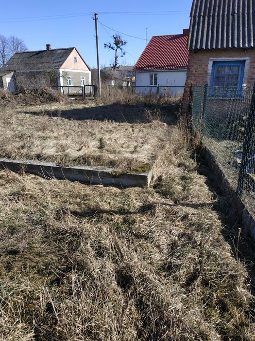 Продається земельна ділянка СМТ Цумань В Самому центрі