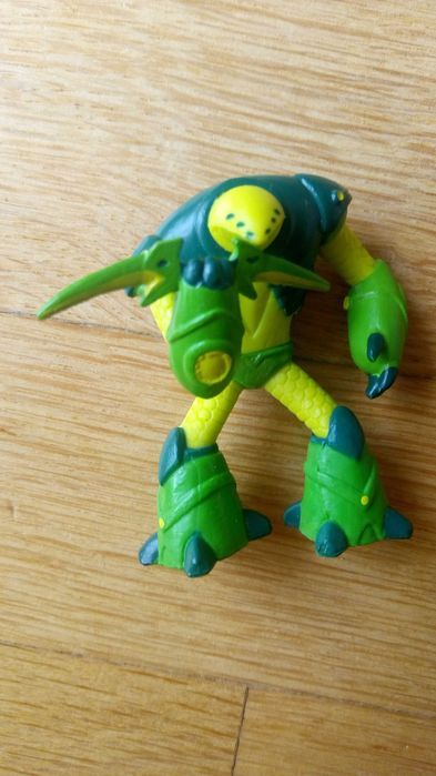 Várias Bonecos PVC diversas coleções