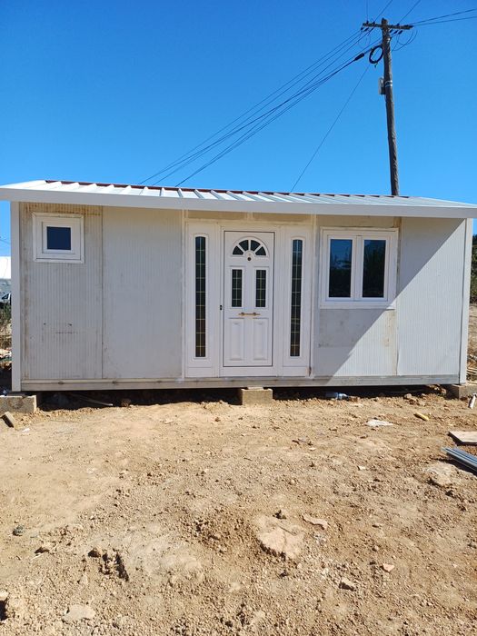 Casa Modulara, Contentores