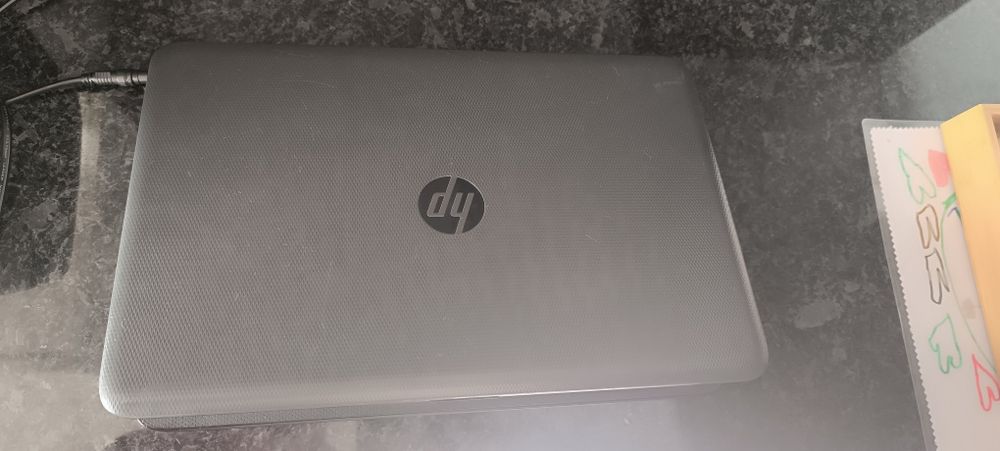 Portátil HP 250 Intel corei5