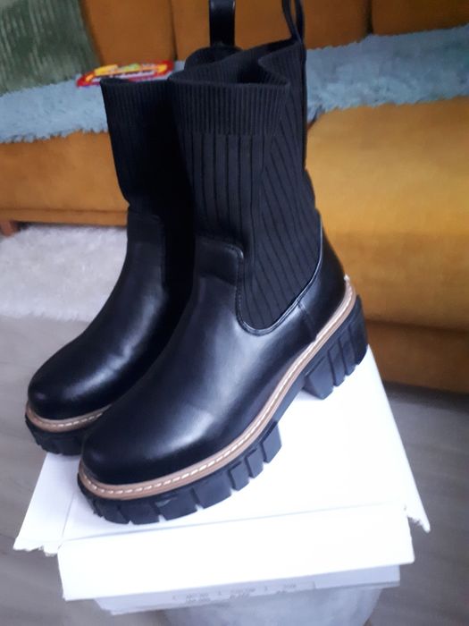 Nowe buty damskie sztyblety roz39