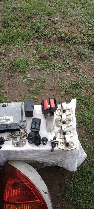 Двері opel zafira a балка та інші речі