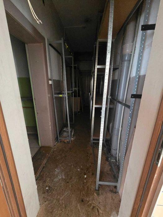 Lokal w centrum miasta , przy głównej ulicy. Okazja